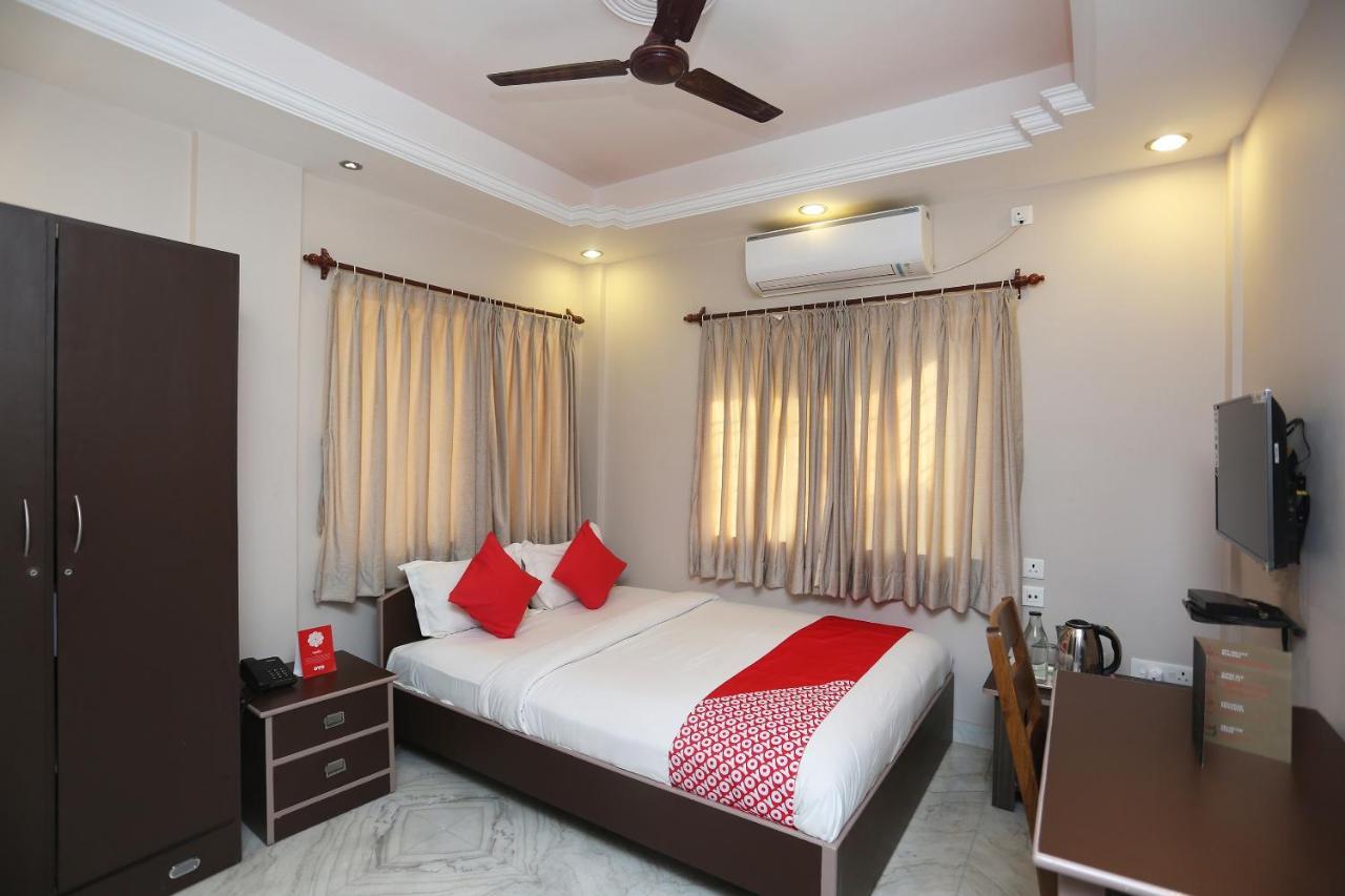 Oyo 19855 B S Guest House Jādabpur Exteriör bild