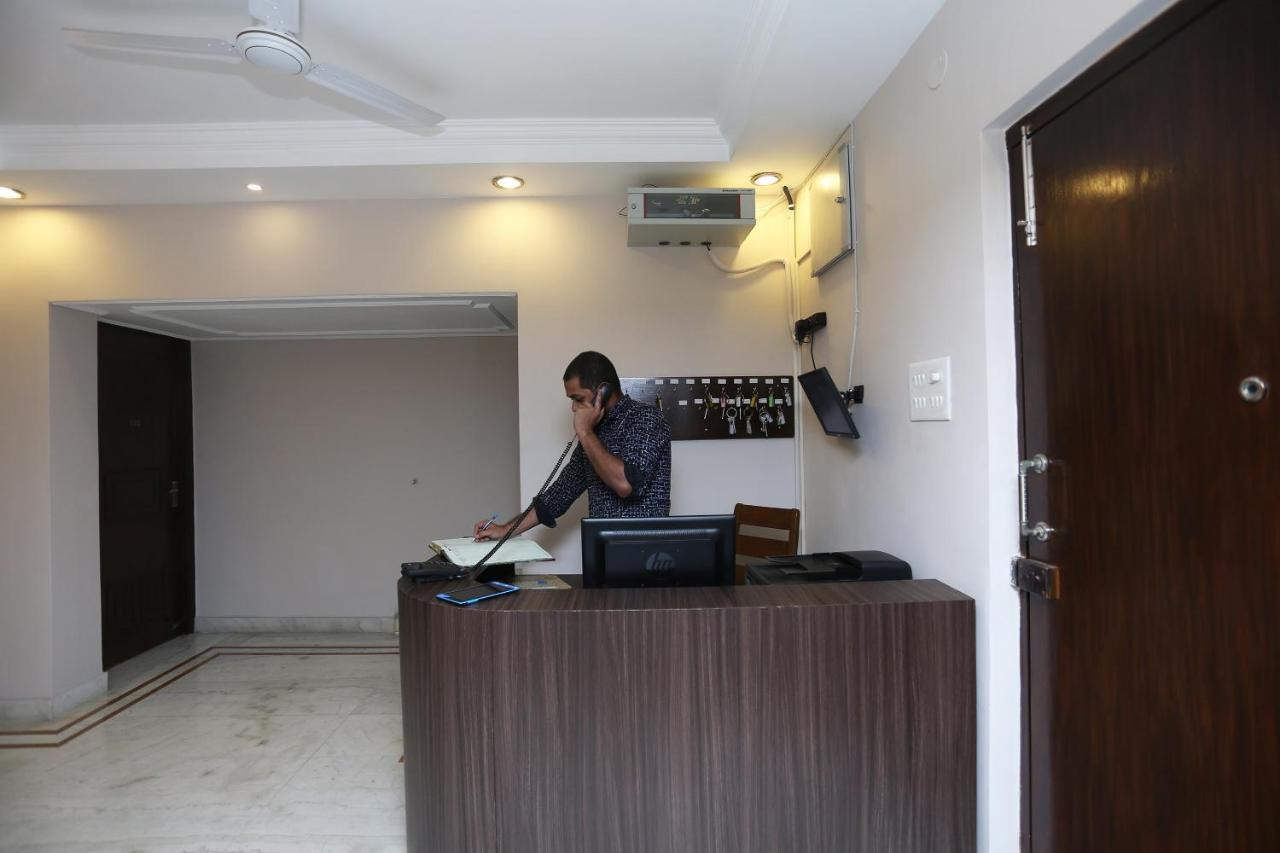 Oyo 19855 B S Guest House Jādabpur Exteriör bild